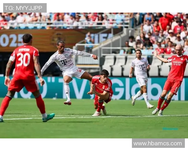 国王杯激战本菲卡与拜仁零平红牌争议引发全场热议与高潮